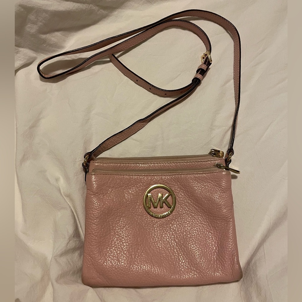 EUC Michael Kors Pink Blush Crossbody